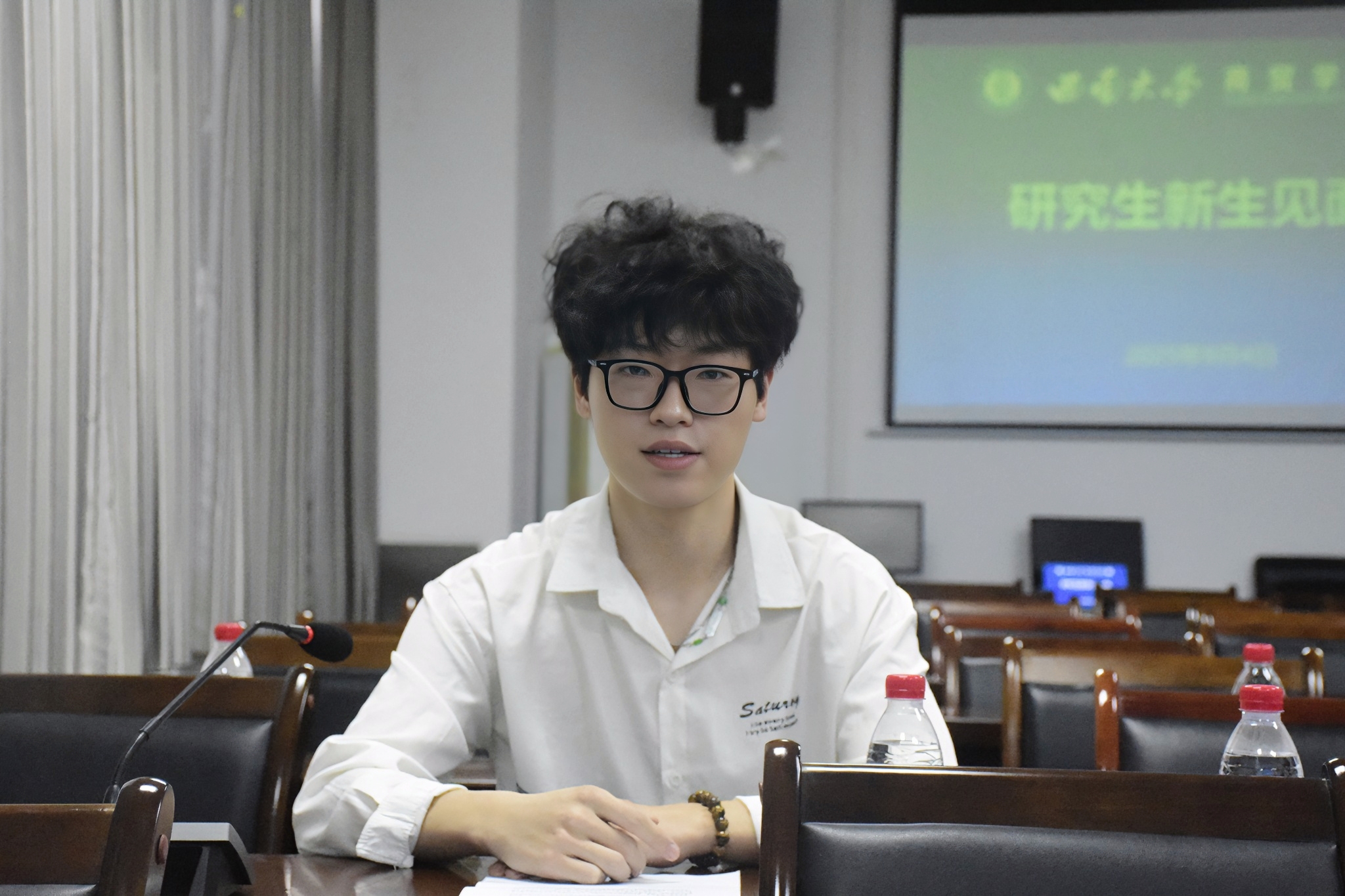 学院举行2025级研究生新生见面会-商贸学院